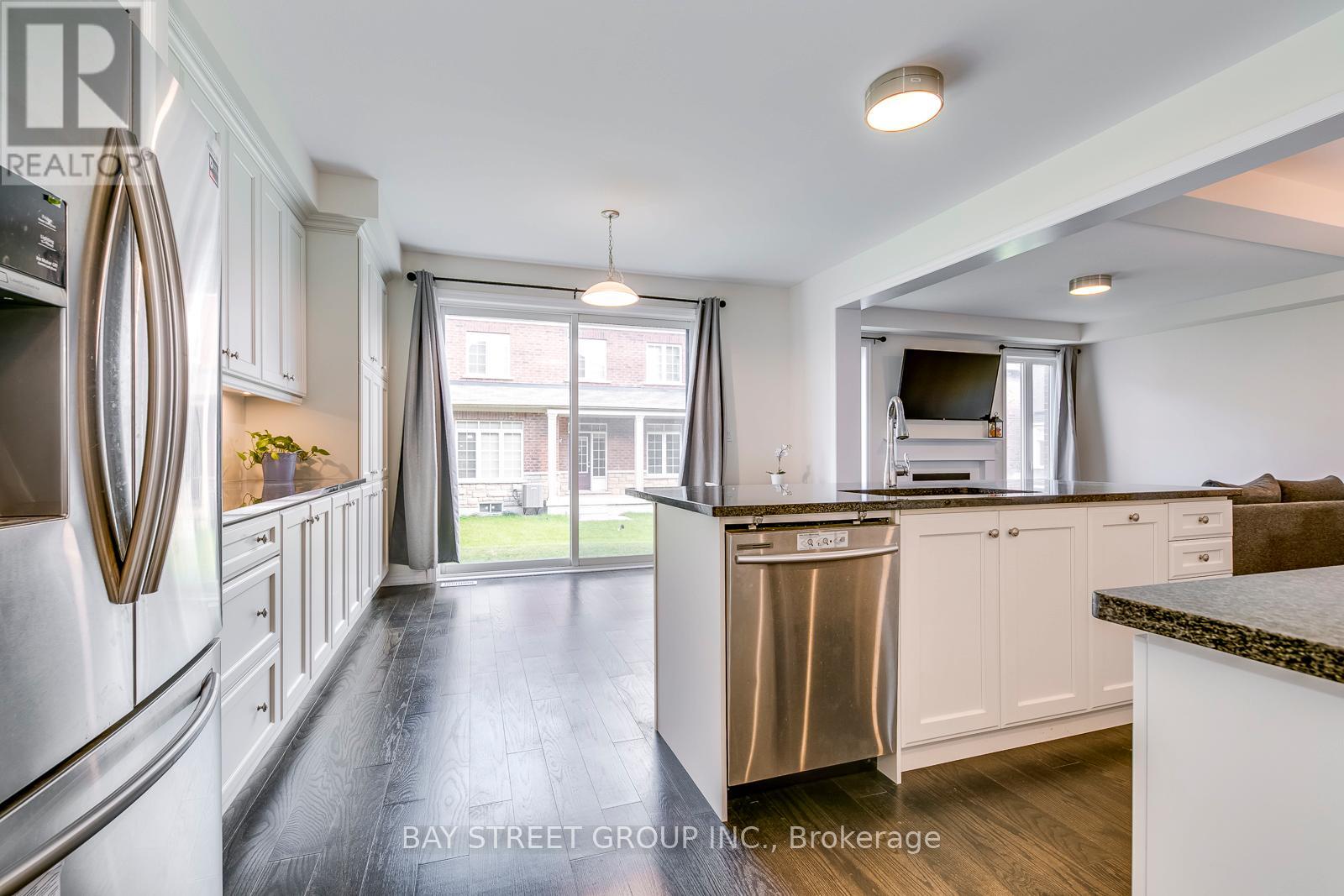 366 Harold Dent Trail, Oakville, Ontario  L6M 0N3 - Photo 17 - W13096024