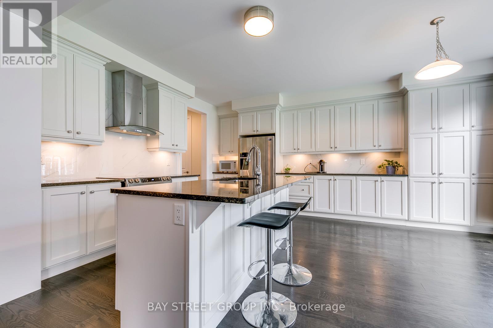 366 Harold Dent Trail, Oakville, Ontario  L6M 0N3 - Photo 8 - W13096024