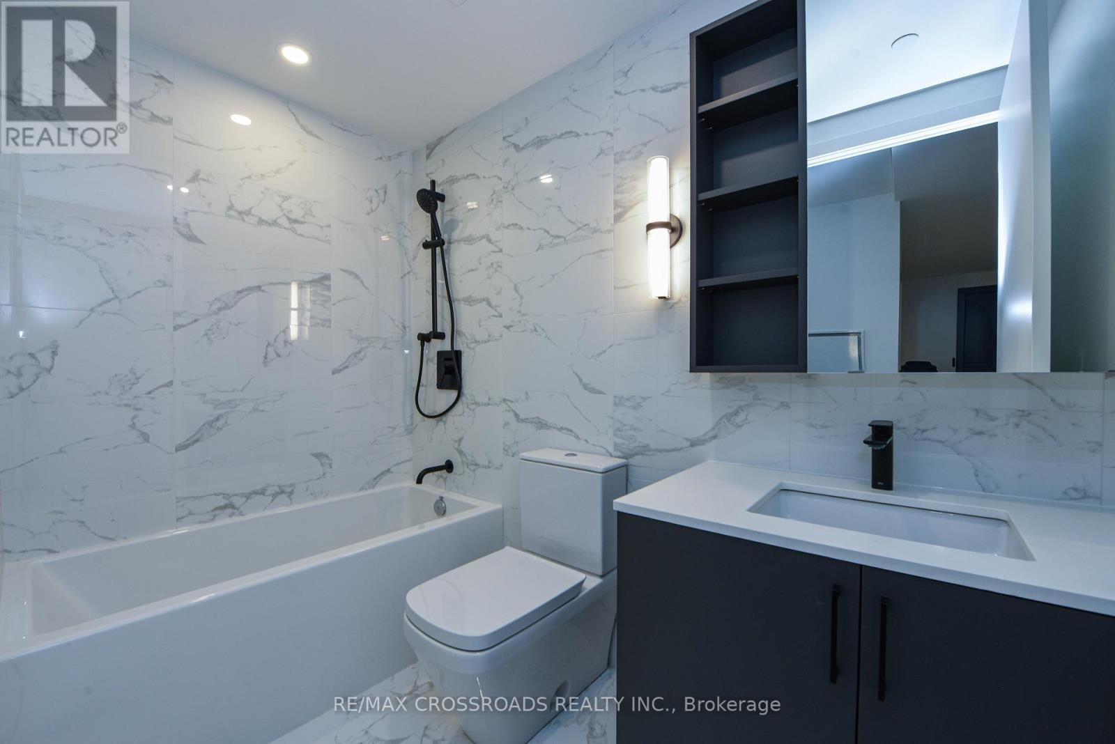 520 - 689 The Queensway Drive, Toronto, Ontario  M8Y 1L1 - Photo 11 - W13096040