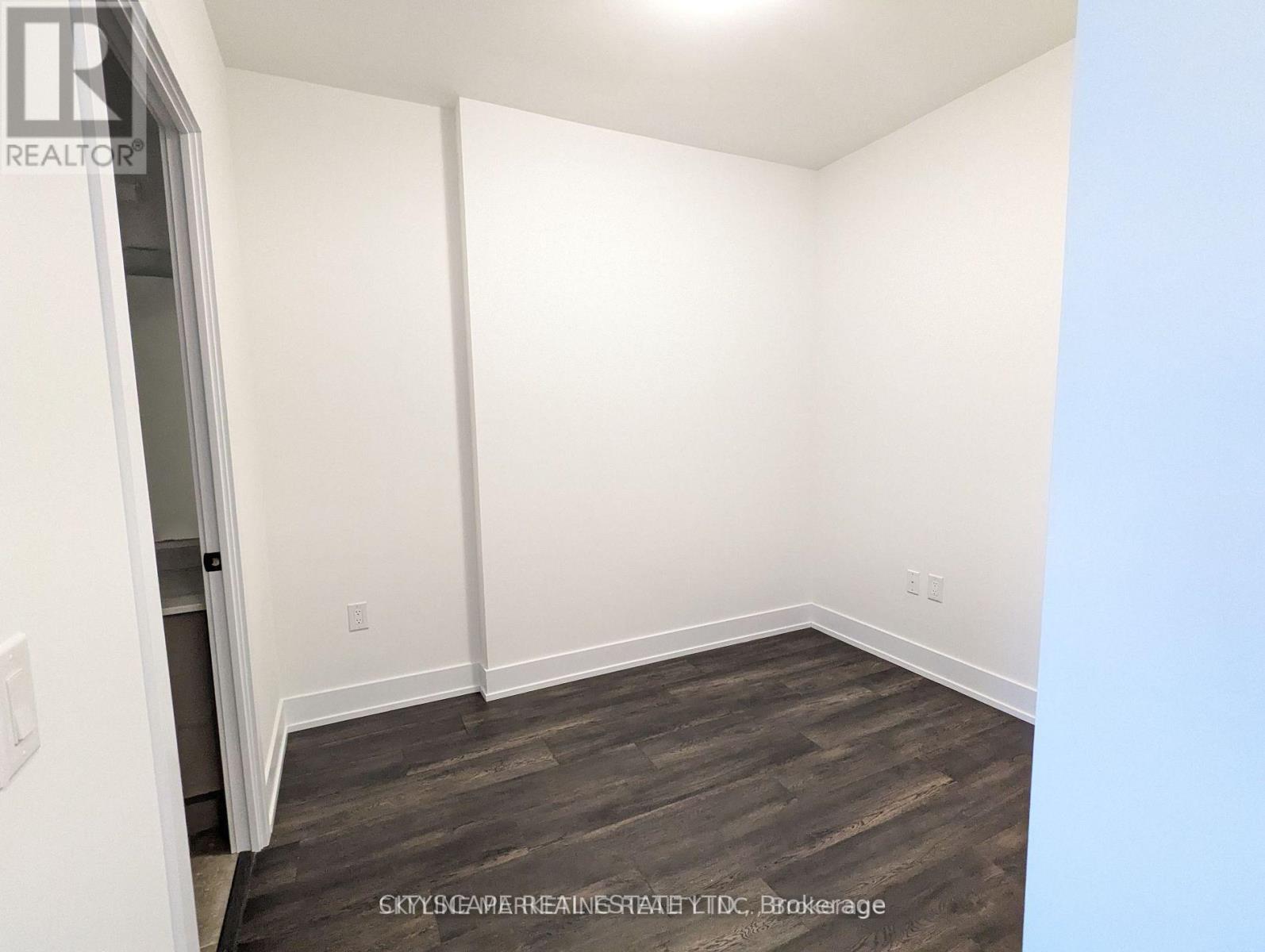 549 - 2450 Old Bronte Road, Oakville, Ontario  L6M 5P6 - Photo 8 - W13096066