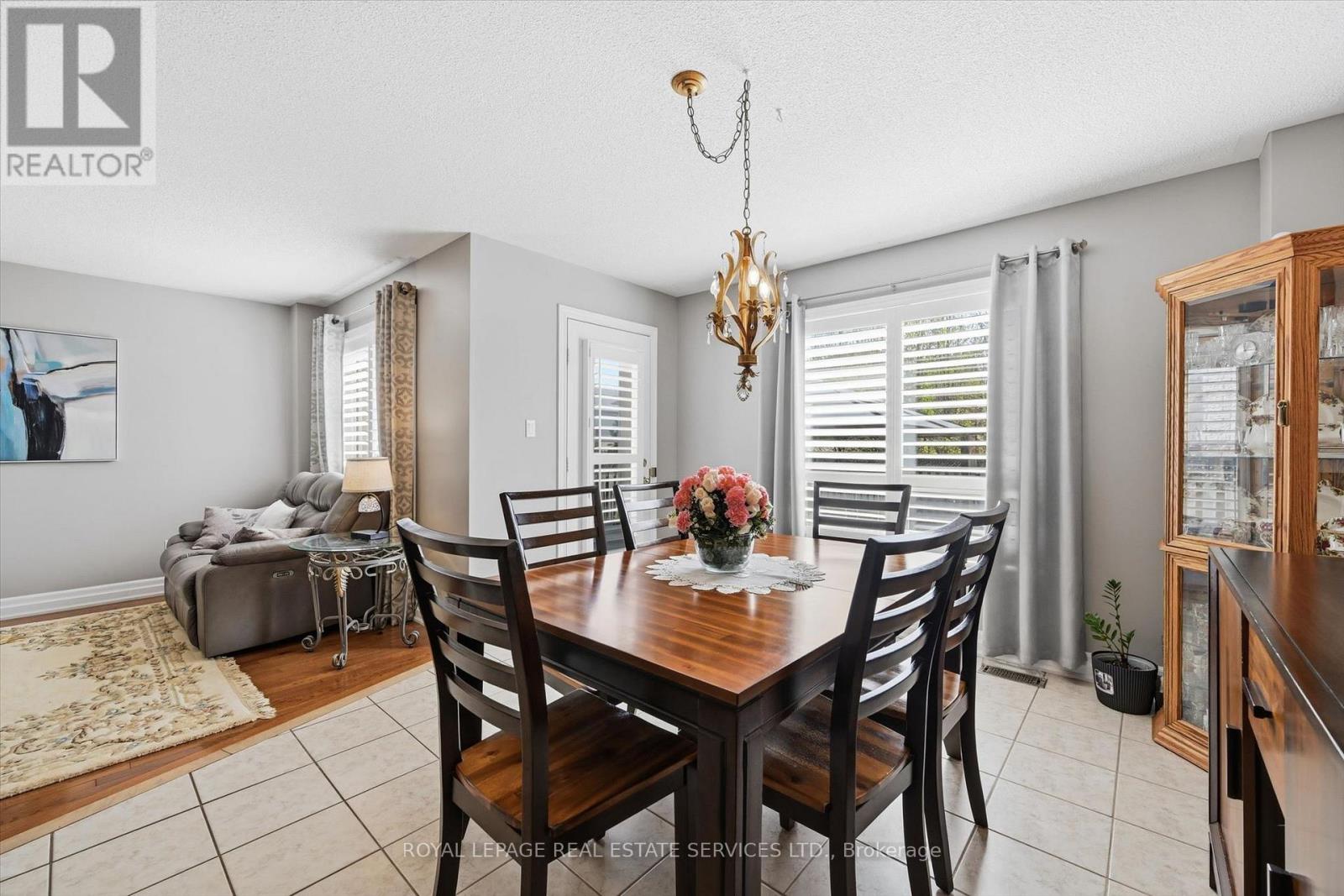 2605 Longridge Crescent, Oakville, Ontario  L6H 6S1 - Photo 11 - W13096068
