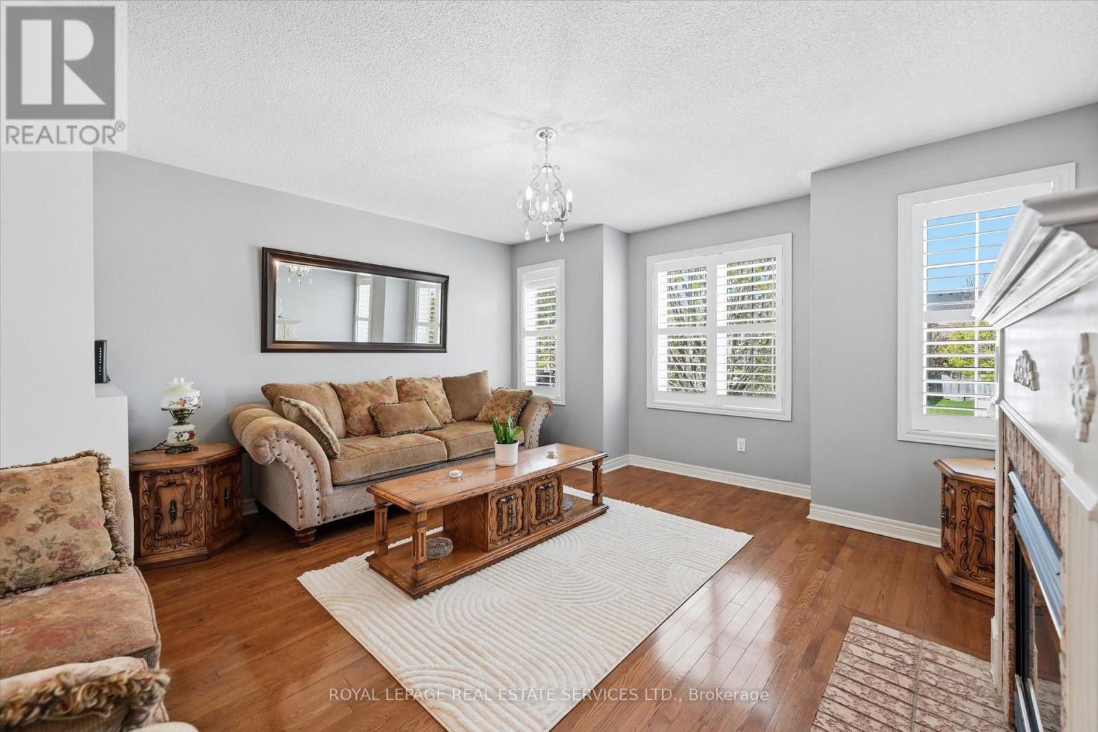 2605 Longridge Crescent, Oakville, Ontario  L6H 6S1 - Photo 16 - W13096068