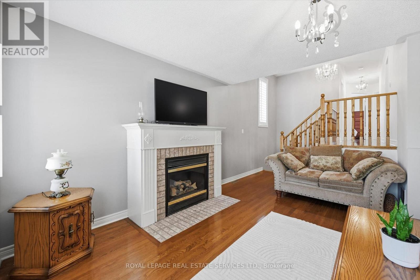 2605 Longridge Crescent, Oakville, Ontario  L6H 6S1 - Photo 17 - W13096068