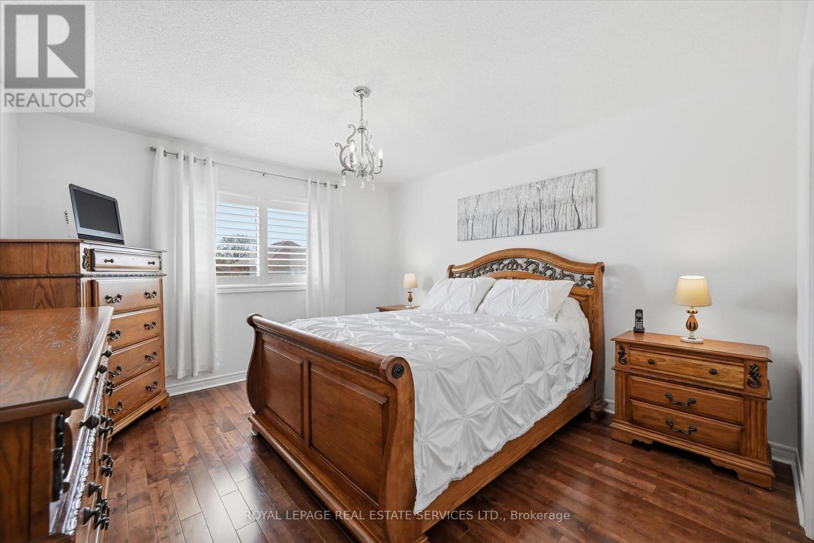 2605 Longridge Crescent, Oakville, Ontario  L6H 6S1 - Photo 19 - W13096068