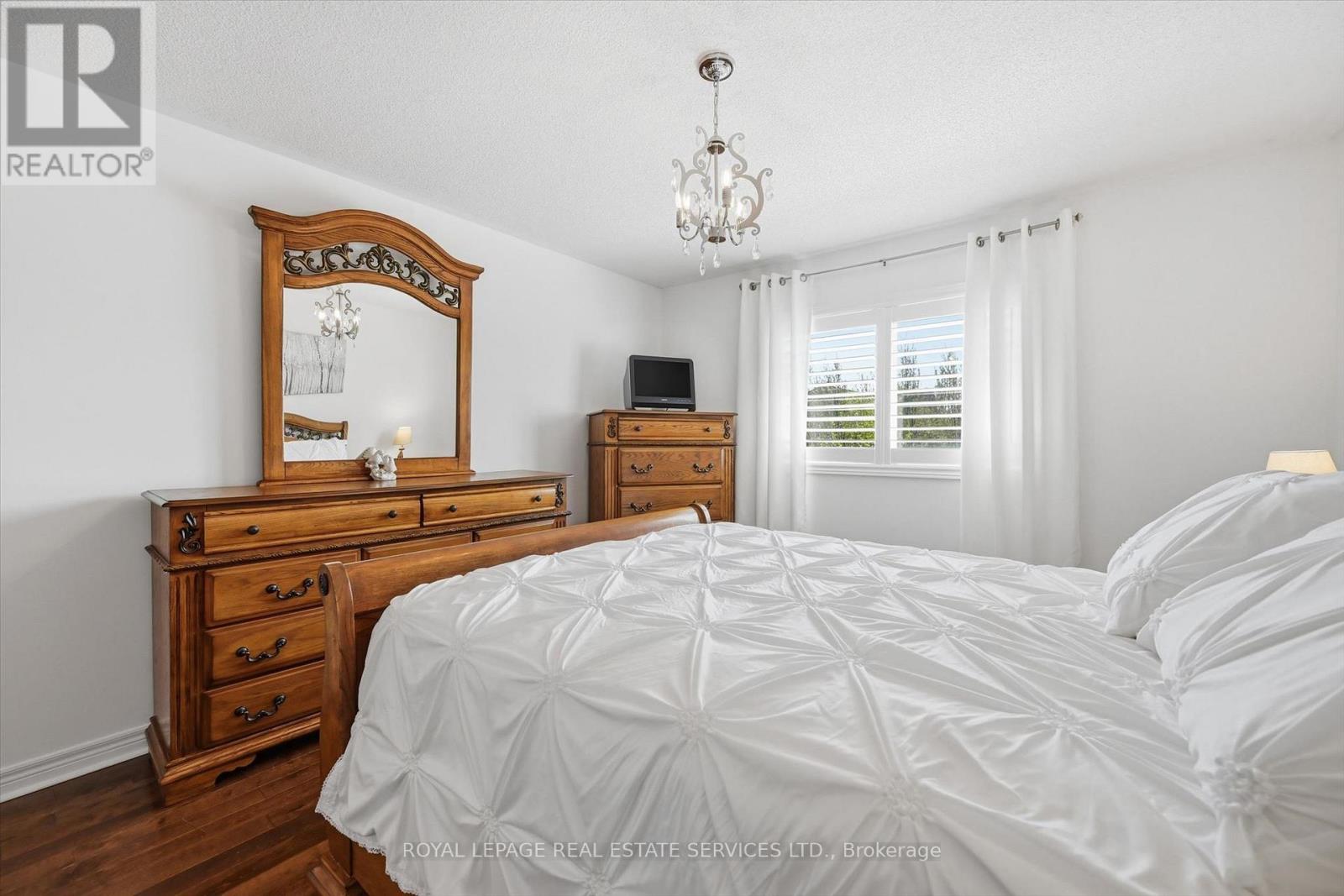 2605 Longridge Crescent, Oakville, Ontario  L6H 6S1 - Photo 20 - W13096068