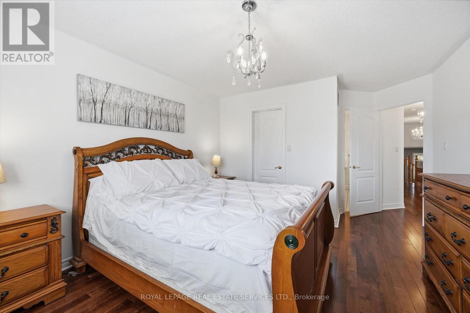 2605 Longridge Crescent, Oakville, Ontario  L6H 6S1 - Photo 21 - W13096068