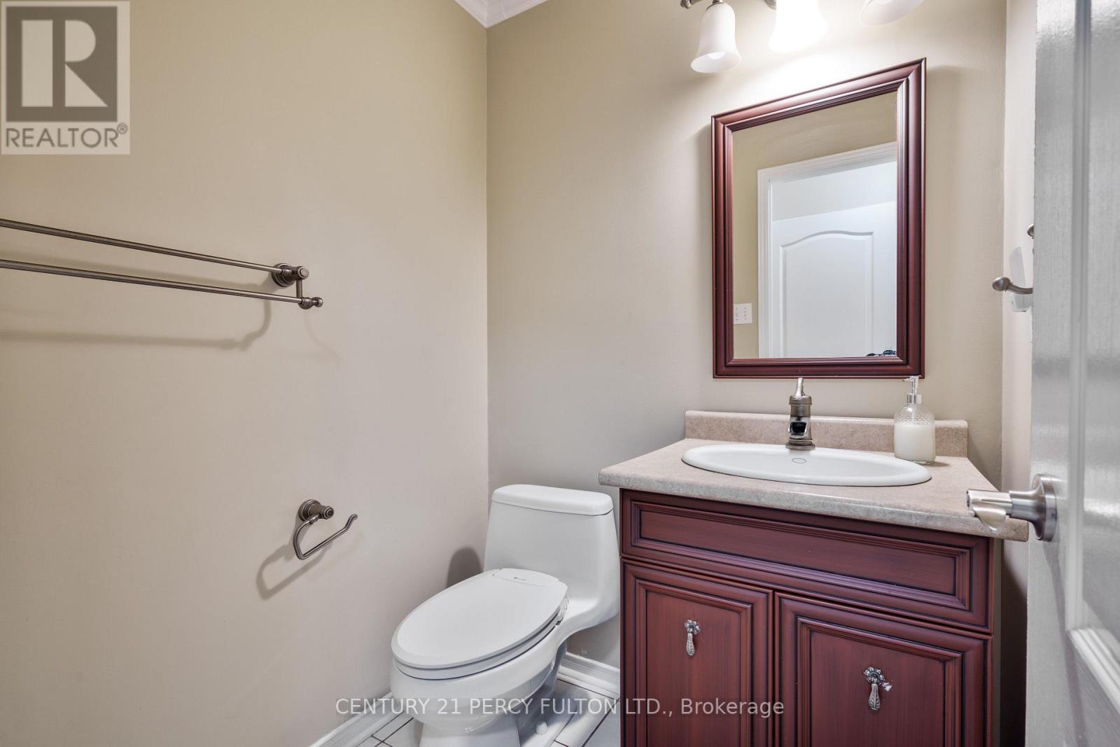 54 Cityview Circle, Barrie, Ontario  L4N 7V1 - Photo 13 - S13024080
