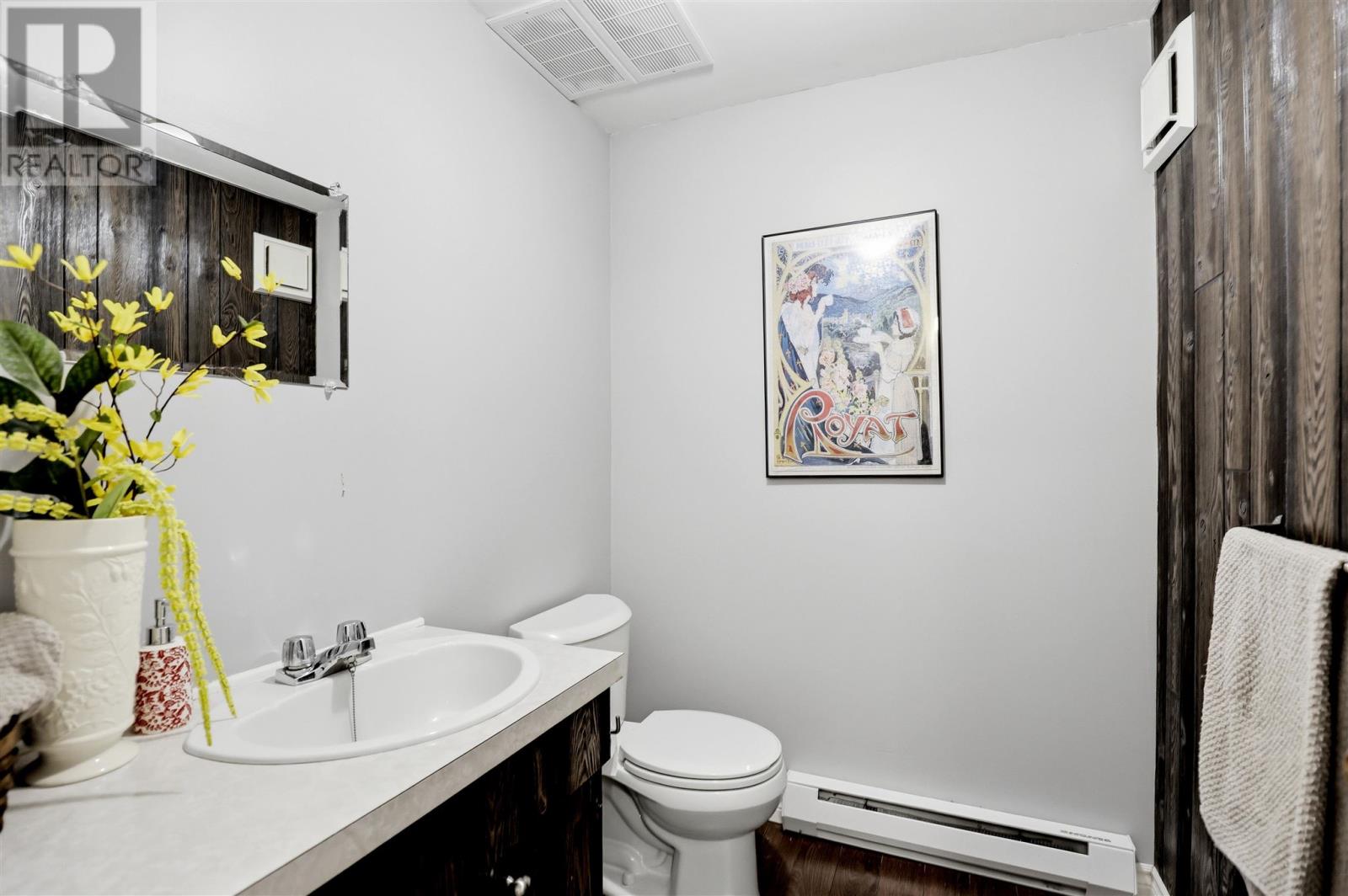 161 Mcqueen Rd, Sault Ste. Marie, Ontario  P6C 6E3 - Photo 33 - SM260889