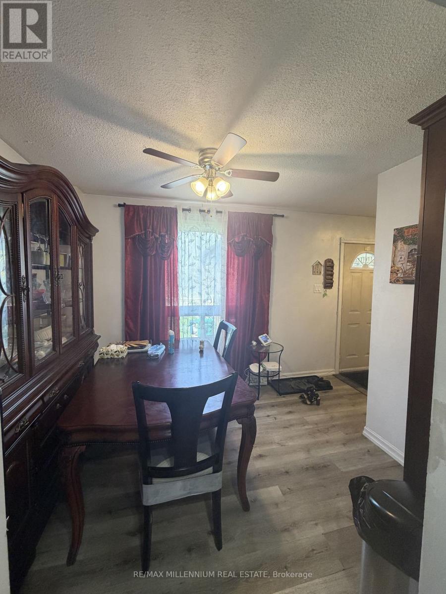 6 Cedarhill Crescent, Kitchener, Ontario  N2E 2H4 - Photo 7 - X13095772
