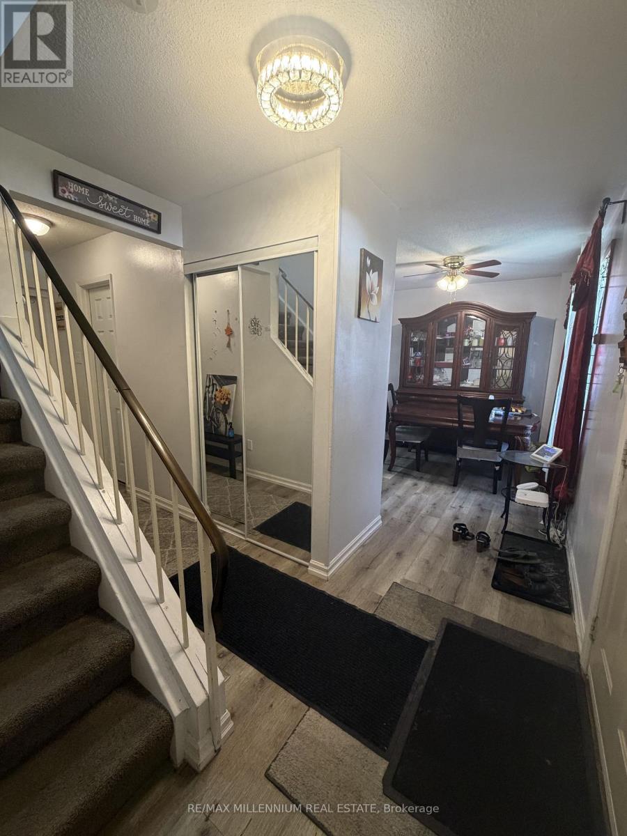 6 Cedarhill Crescent, Kitchener, Ontario  N2E 2H4 - Photo 8 - X13095772