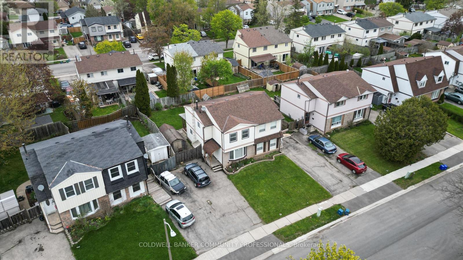 19 White Owl Crescent, Brantford, Ontario  N3P 1A1 - Photo 3 - X13095808