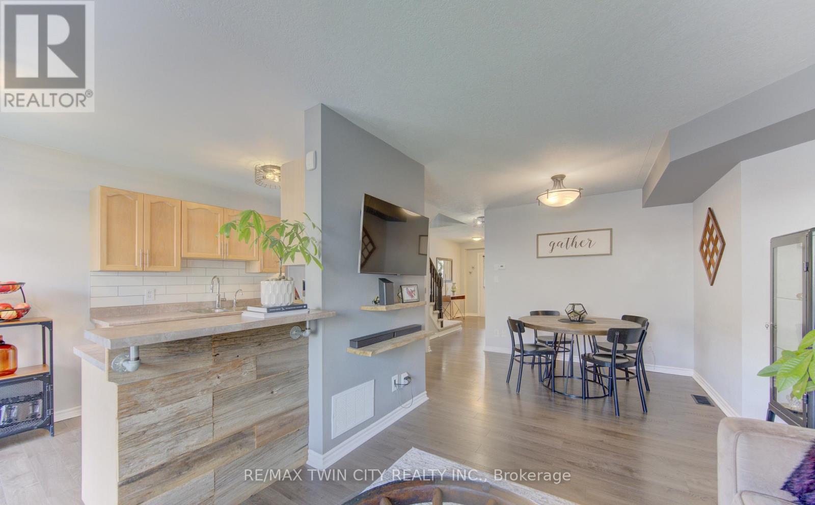 18 Carriage Hill Trail, Woolwich, Ontario  N3B 3K7 - Photo 17 - X13096008