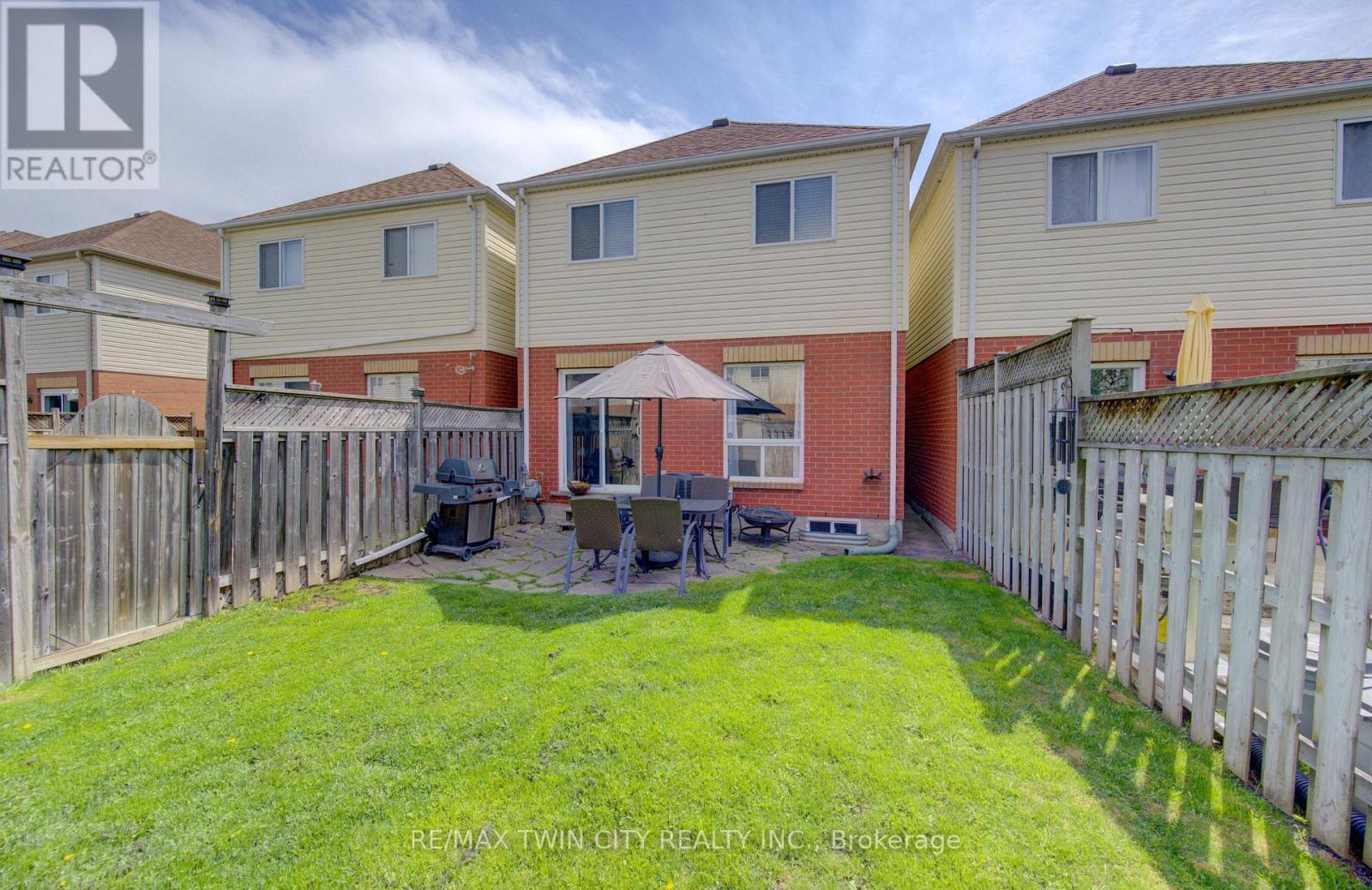 18 Carriage Hill Trail, Woolwich, Ontario  N3B 3K7 - Photo 39 - X13096008