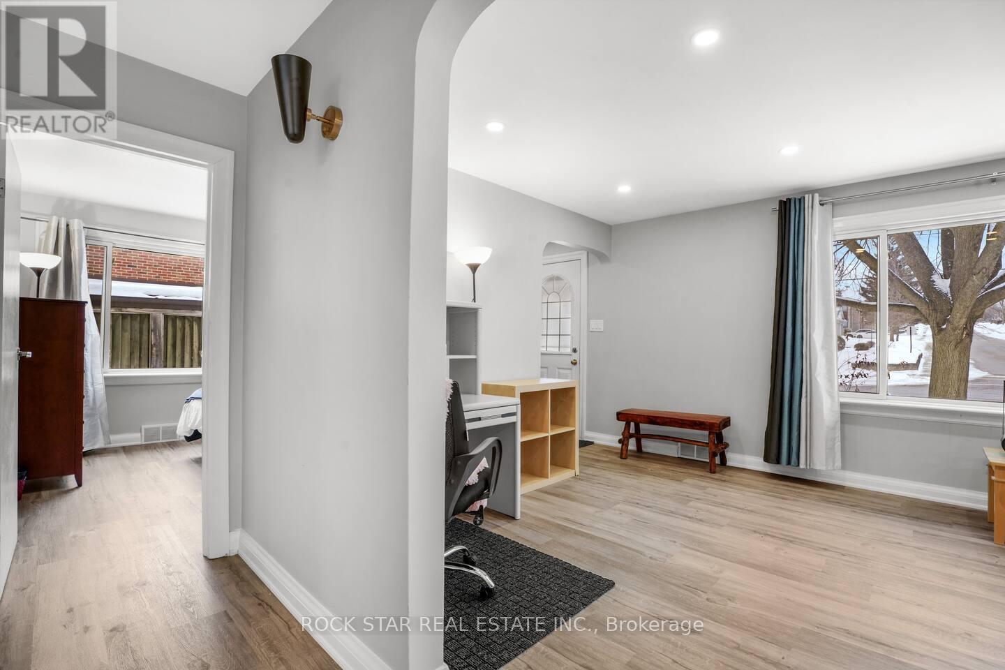 102 Kribs Street, Cambridge, Ontario  N3C 3N5 - Photo 5 - X13096060