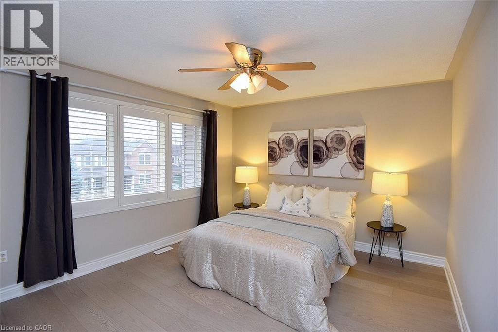 5109 Blue Spruce Avenue, Burlington, Ontario  L7L 6G7 - Photo 7 - 40806736