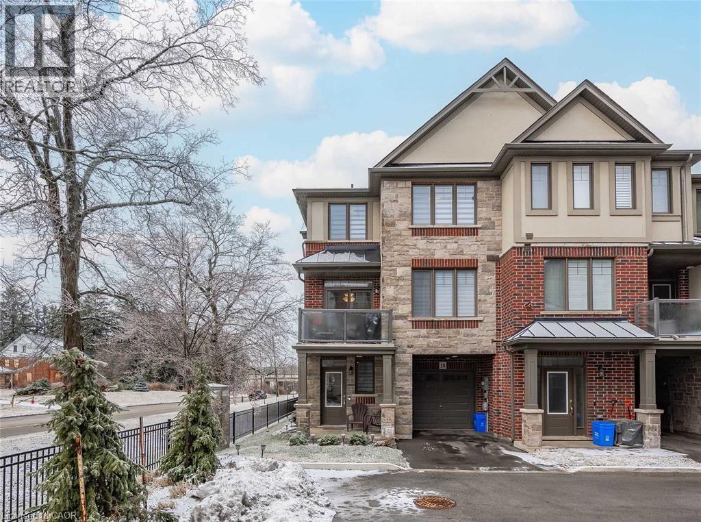 10 SHOWERS Lane, Ancaster, Ontario