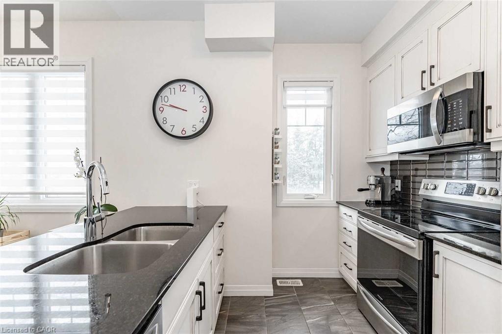 10 Showers Lane, Ancaster, Ontario  L9G 0H2 - Photo 12 - 40828109