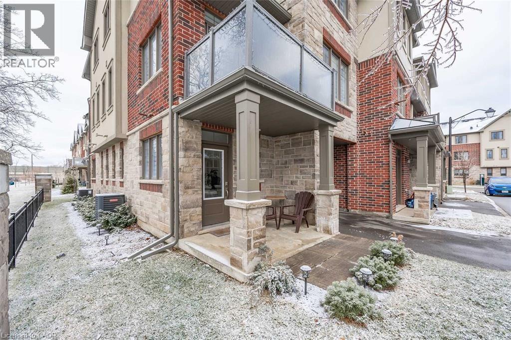 10 Showers Lane, Ancaster, Ontario  L9G 0H2 - Photo 4 - 40828109