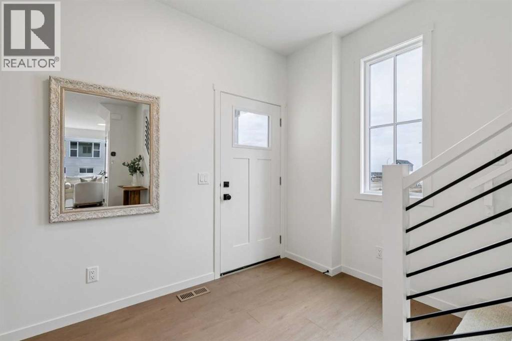 65 Bartlett Way SE, Calgary, Alberta  T3S 0P2 - Photo 4 - A2303985