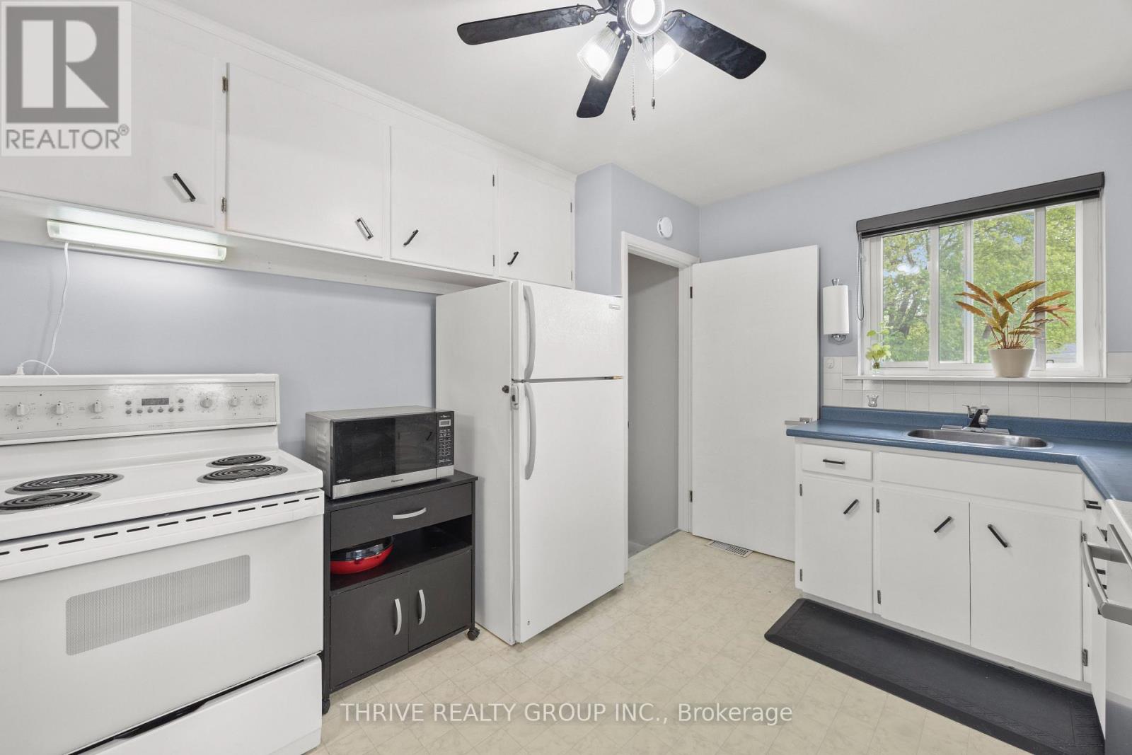 219 Burnside Drive, London East, Ontario  N5V 1B8 - Photo 9 - X13096138