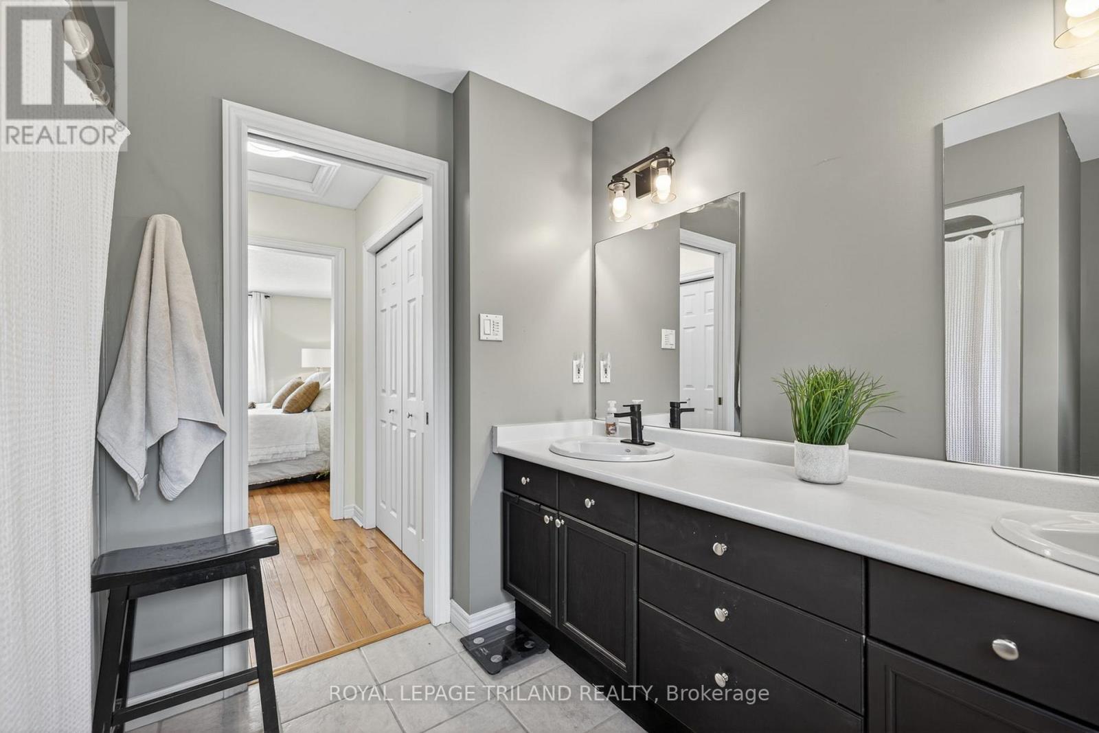 8 Wingreen Lane, Middlesex Centre, Ontario  N0L 1R0 - Photo 27 - X13096234