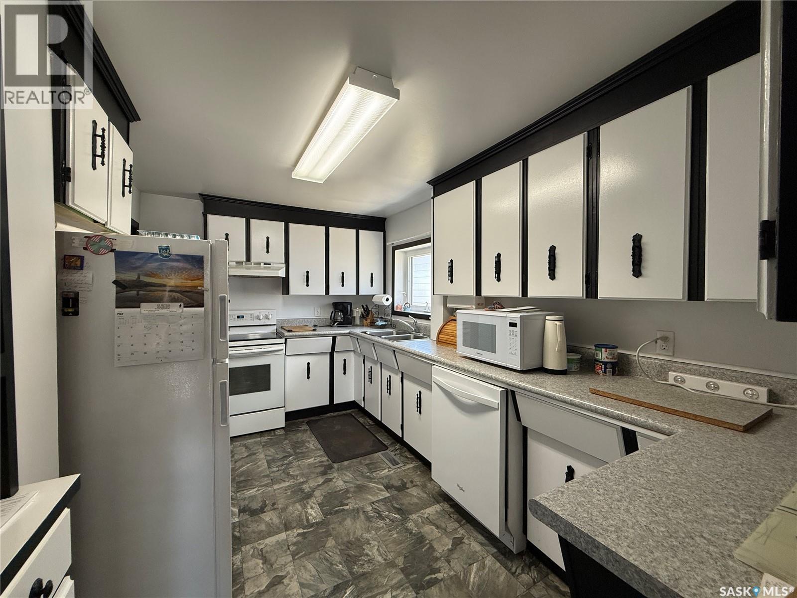 117 3rd Avenue Nw, Watson, Saskatchewan  S0K 4V0 - Photo 10 - SK035165