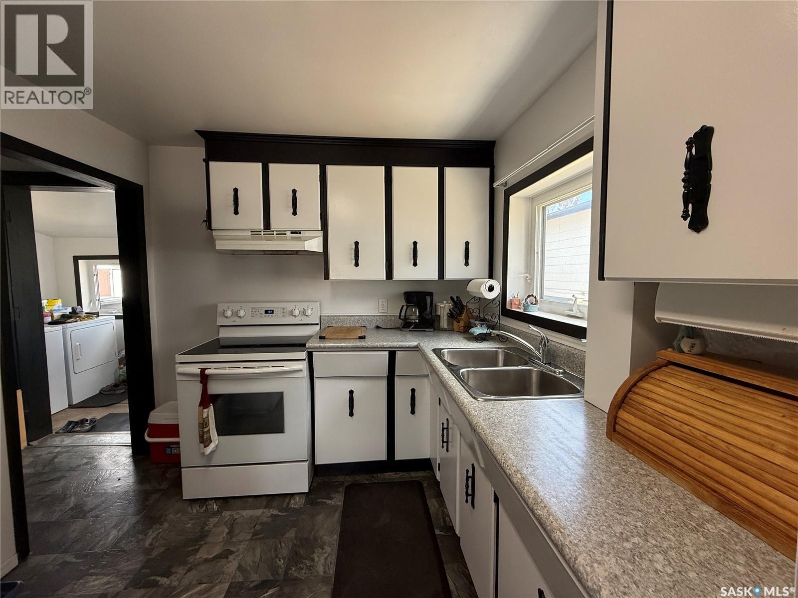 117 3rd Avenue Nw, Watson, Saskatchewan  S0K 4V0 - Photo 7 - SK035165