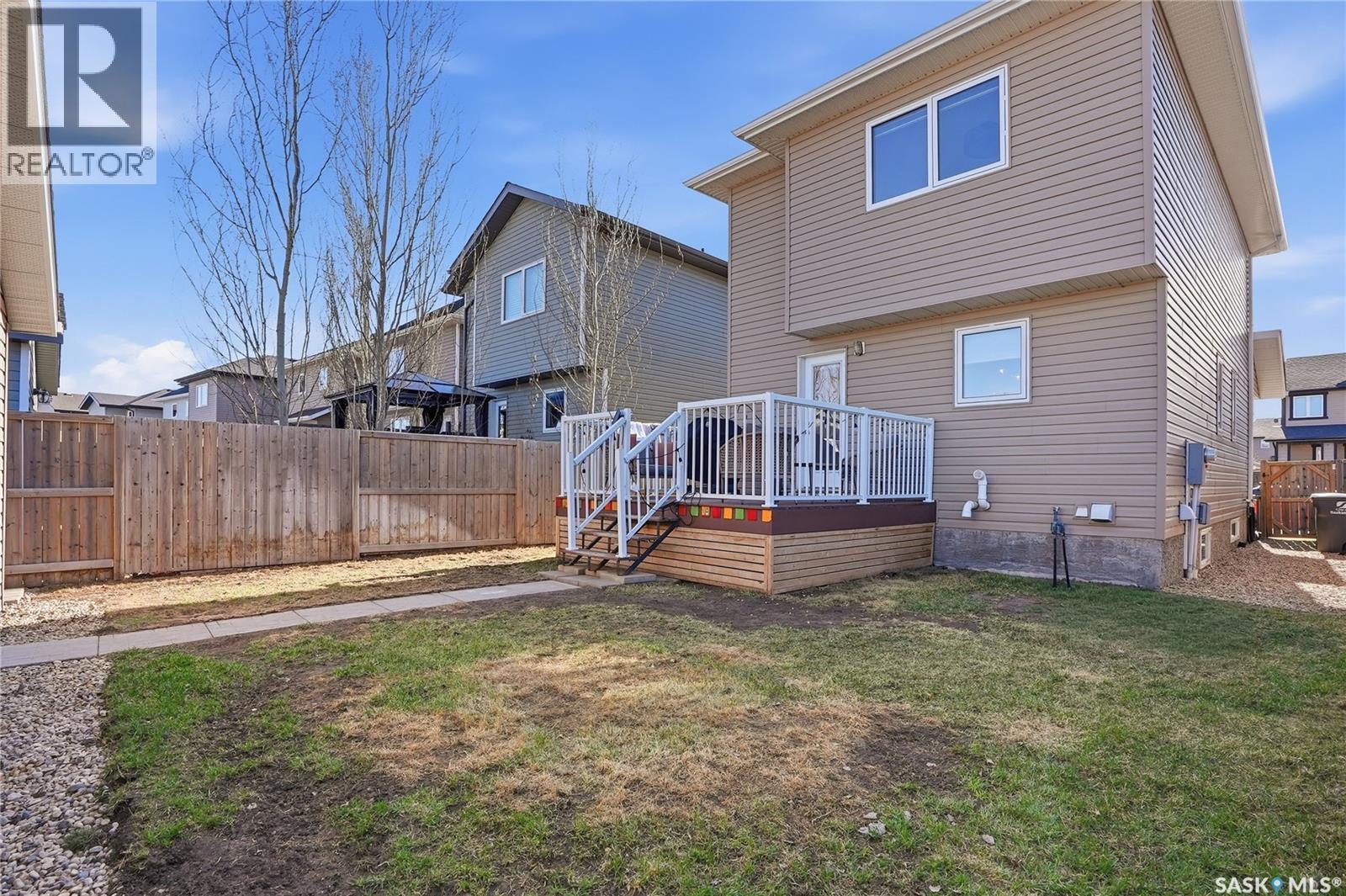 107 Langlois Way, Saskatoon, Saskatchewan  S7T 0N6 - Photo 45 - SK035081