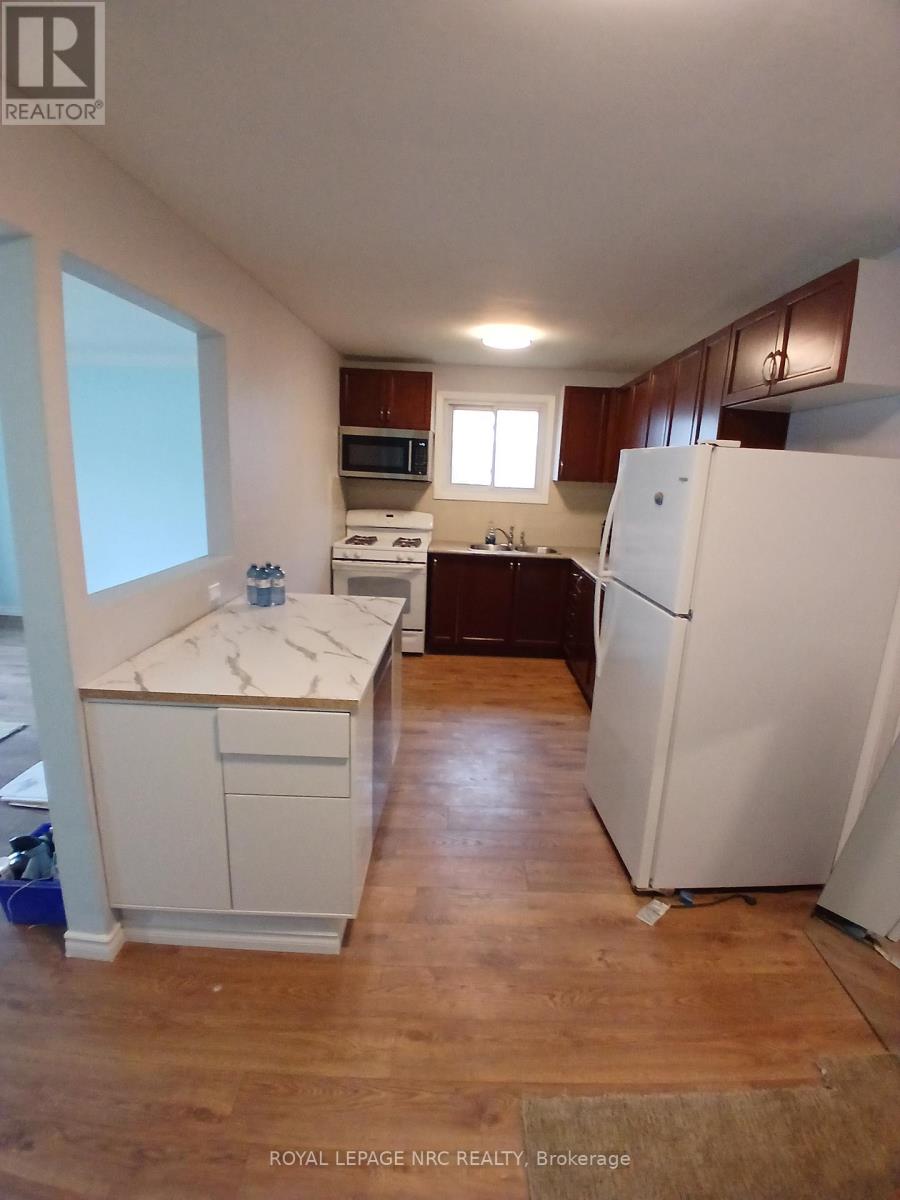 4492 Dorchester Road, Niagara Falls, Ontario  L2E 6N4 - Photo 16 - X13096232