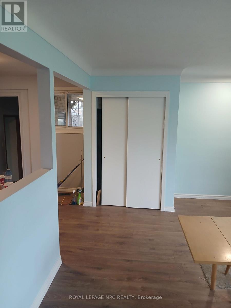 4492 Dorchester Road, Niagara Falls, Ontario  L2E 6N4 - Photo 9 - X13096232
