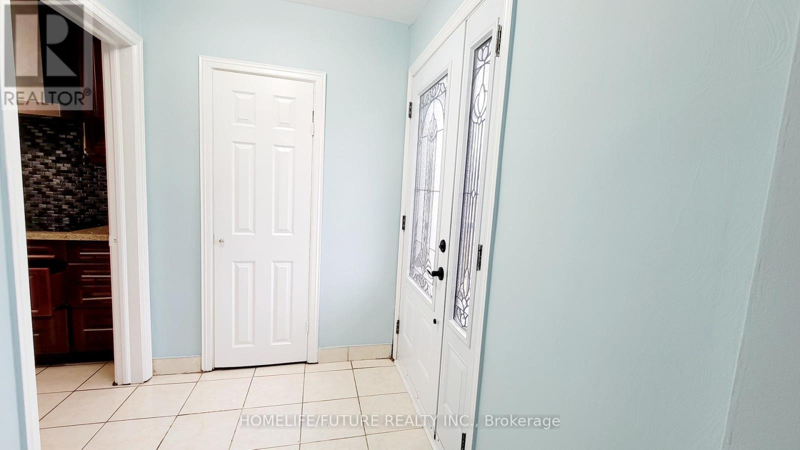 Main - 73 Flora Drive, Toronto, Ontario  M1P 1A5 - Photo 2 - E13092266