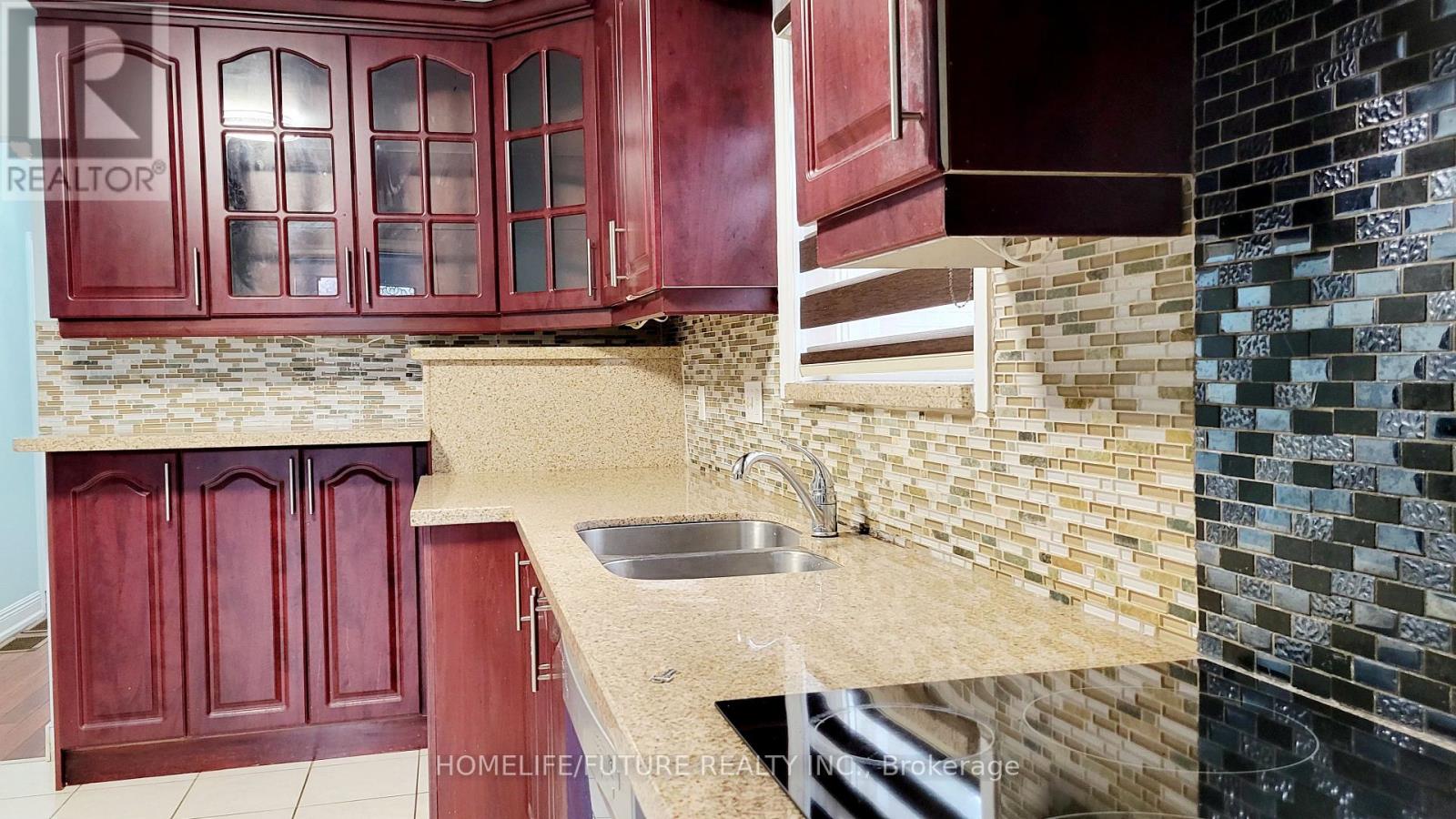 Main - 73 Flora Drive, Toronto, Ontario  M1P 1A5 - Photo 3 - E13092266
