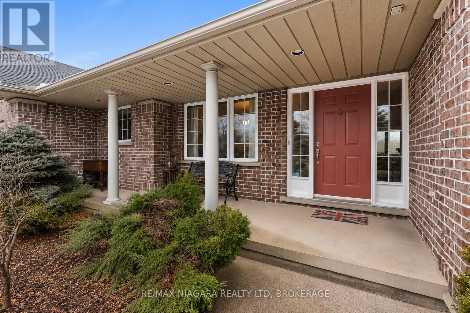 111 Pearson Road, Welland, Ontario  L3B 5N4 - Photo 4 - X12858414