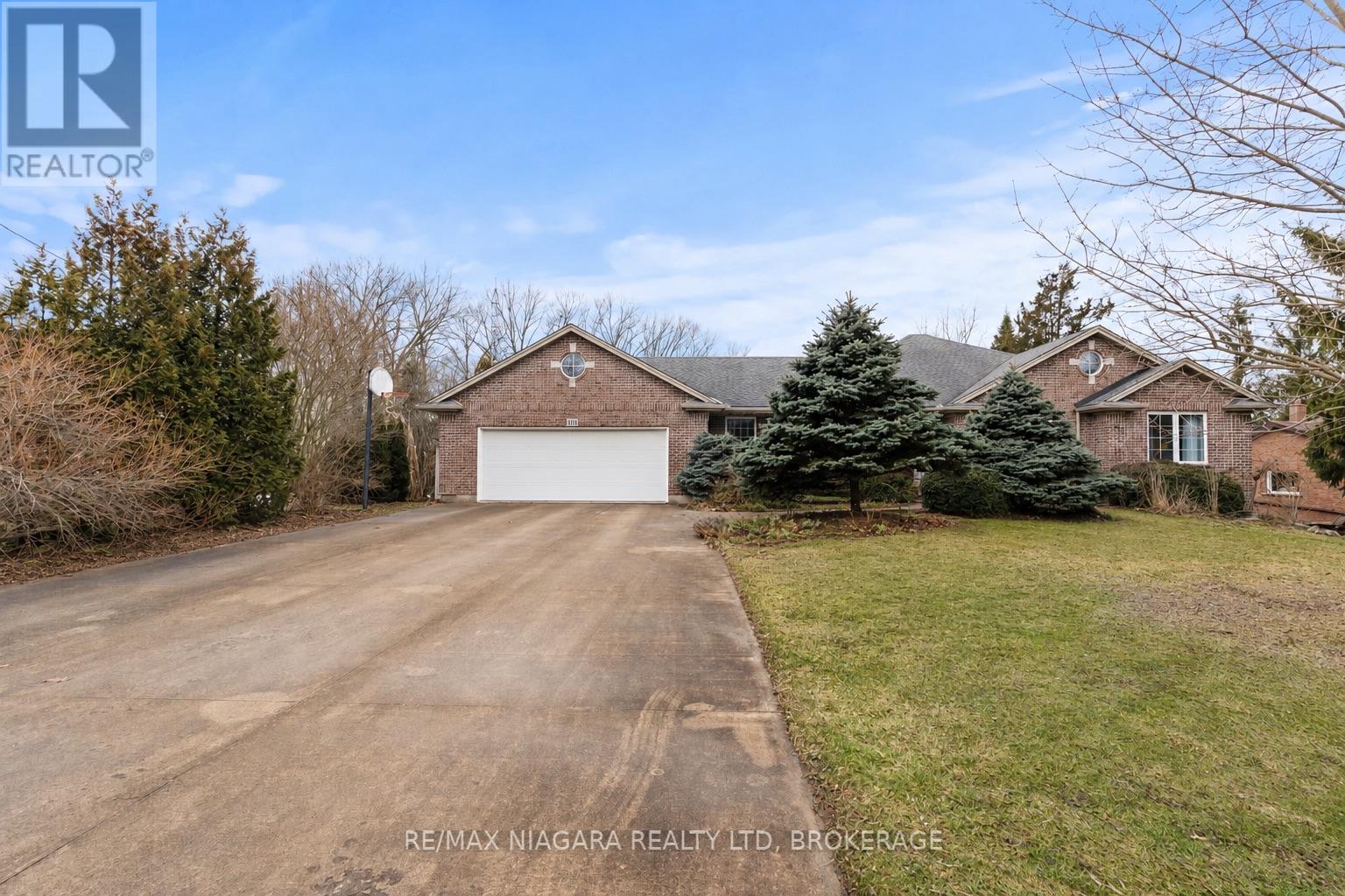 111 Pearson Road, Welland, Ontario  L3B 5N4 - Photo 2 - X12858414