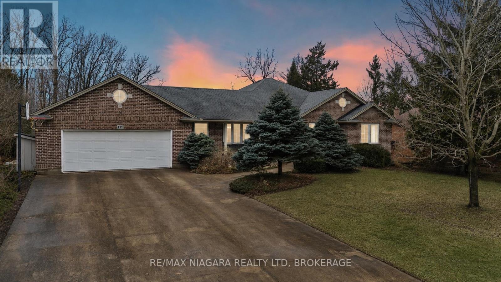 111 Pearson Road, Welland, Ontario  L3B 5N4 - Photo 1 - X12858414
