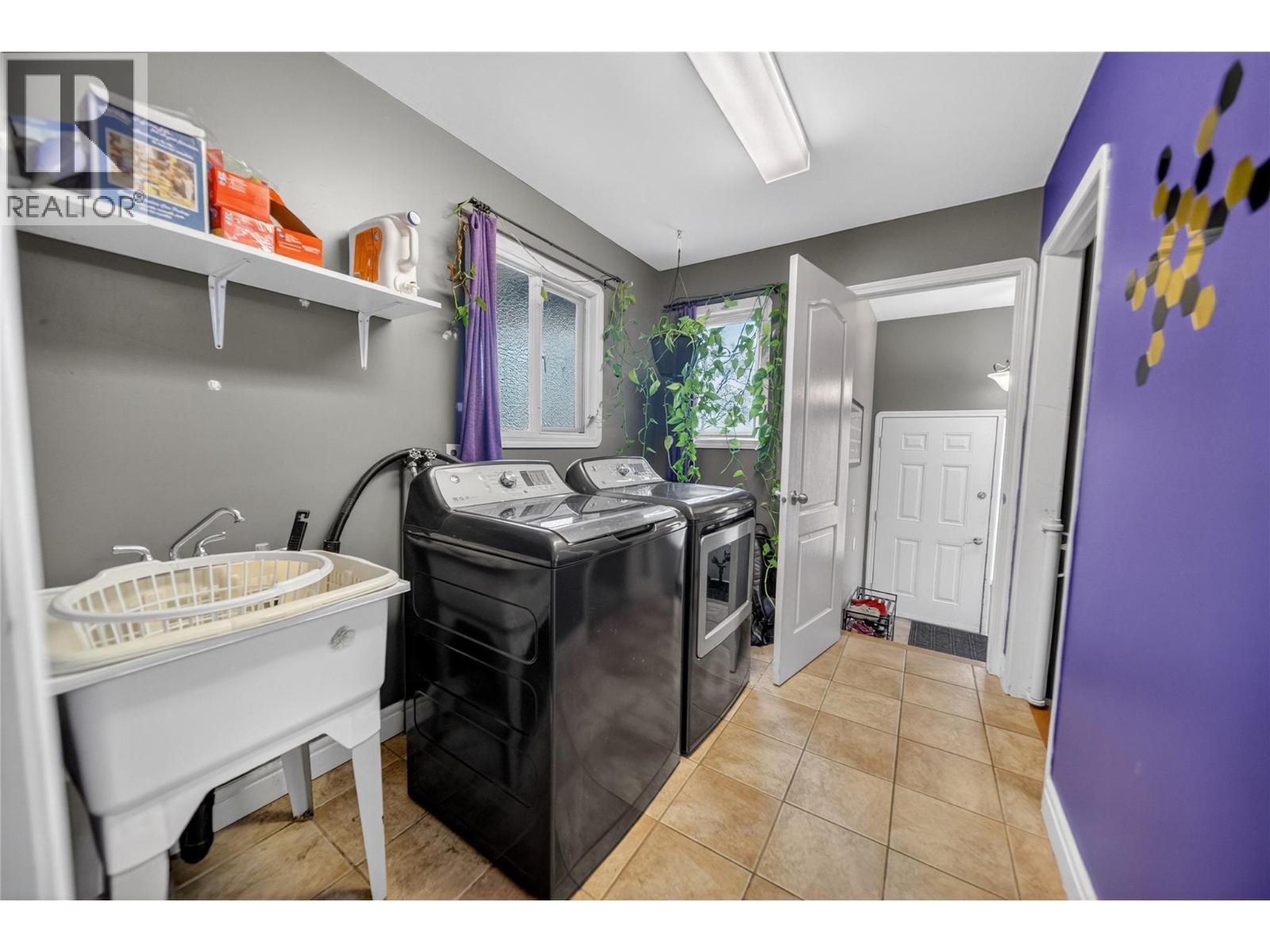 2917 2b Street S, Cranbrook, British Columbia  V1C 5G1 - Photo 13 - 10386116