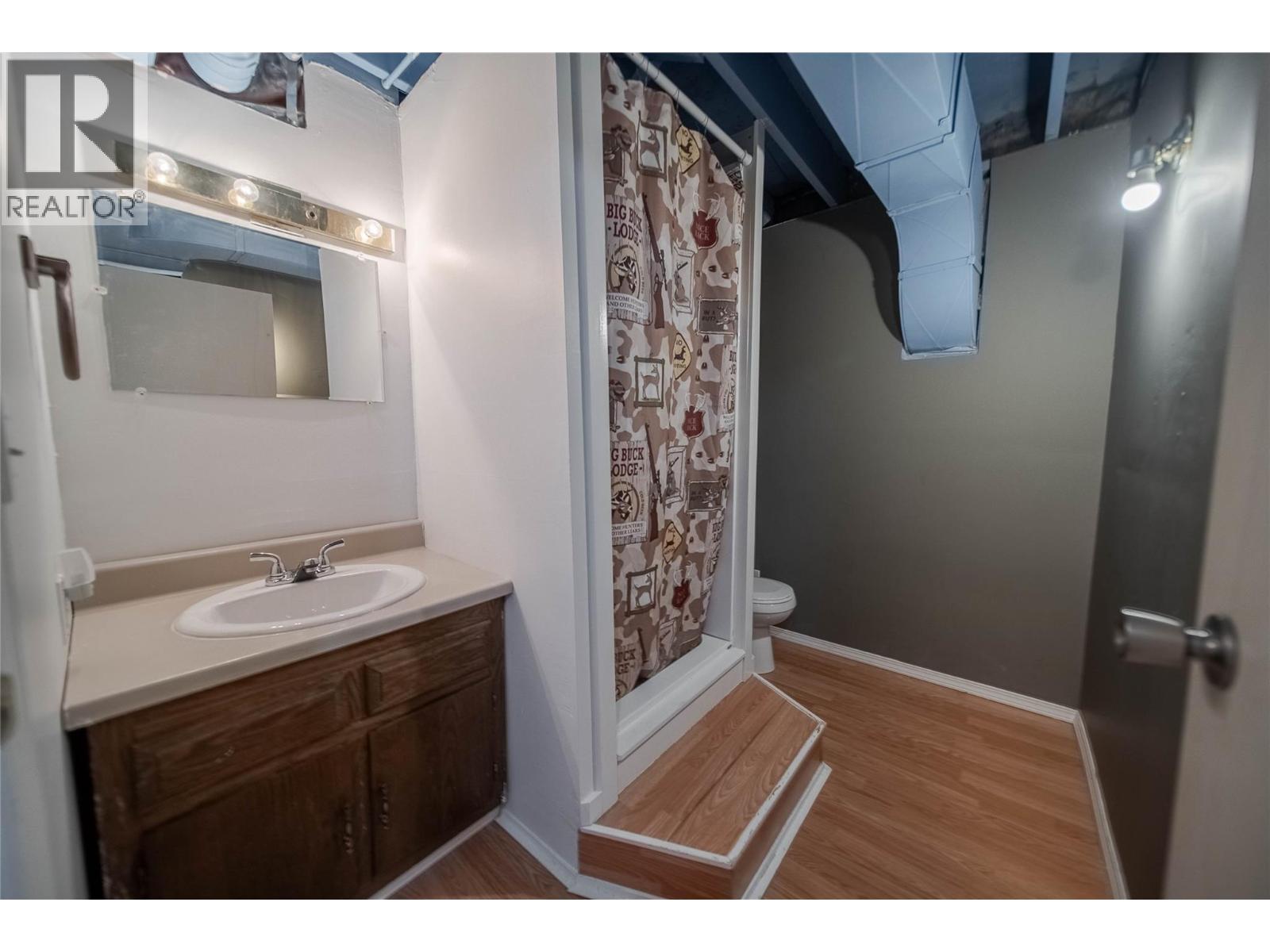 2917 2b Street S, Cranbrook, British Columbia  V1C 5G1 - Photo 15 - 10386116
