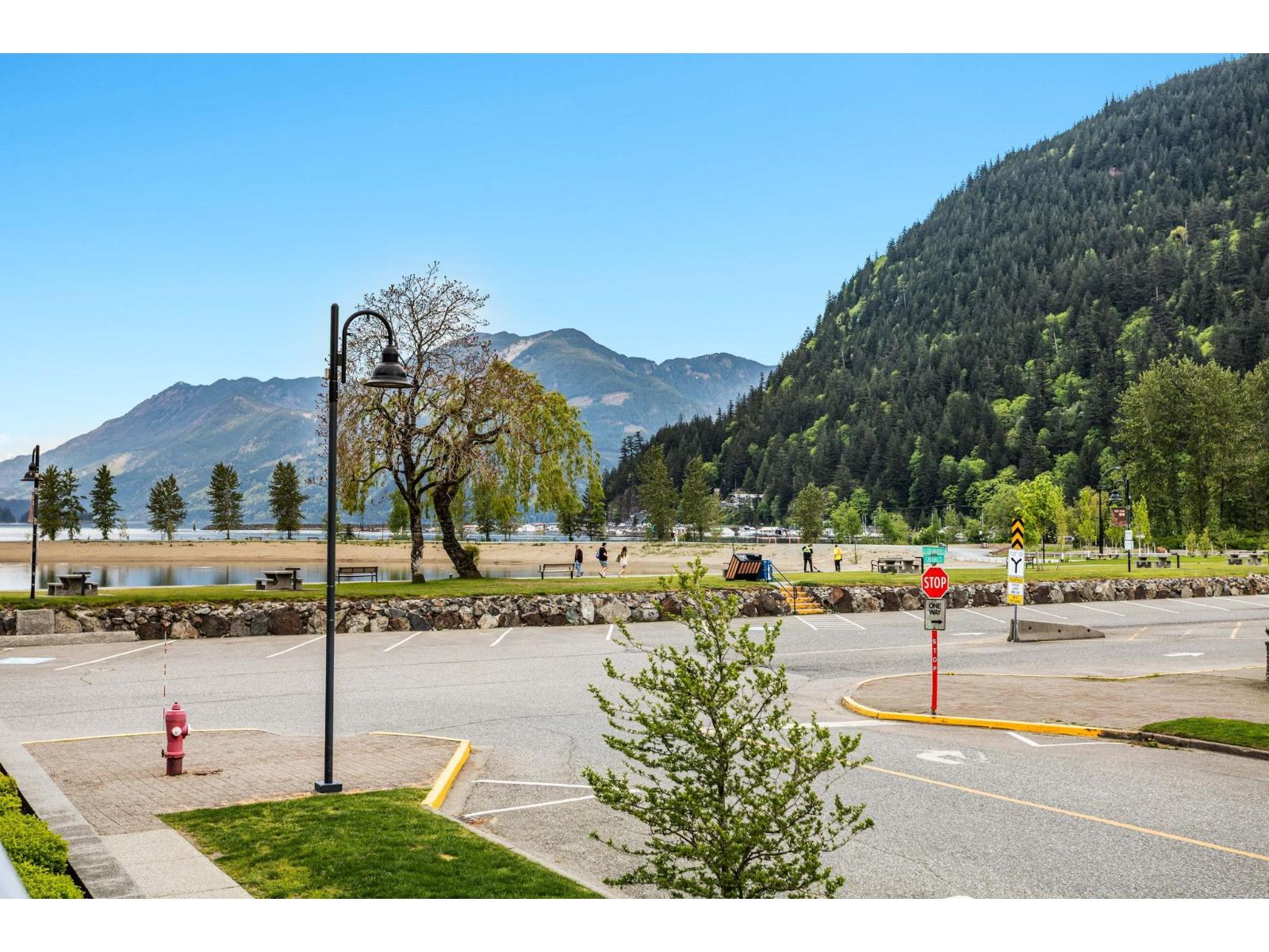 123 378 Esplanade Avenue, Harrison Hot Springs, Harrison Hot Springs, British Columbia  V0M 1A3 - Photo 10 - R3119878