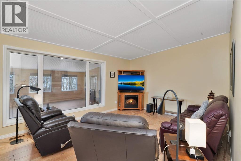 43a Sands Street, Rochon Sands, Alberta  T0C 3B0 - Photo 10 - A2283627