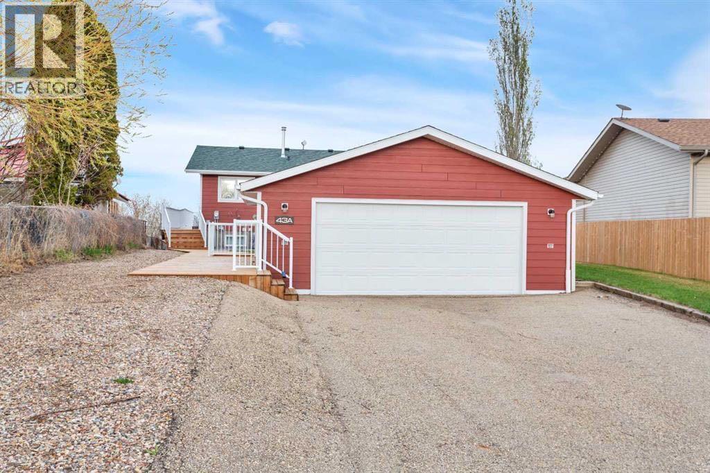 43a Sands Street, Rochon Sands, Alberta  T0C 3B0 - Photo 1 - A2283627