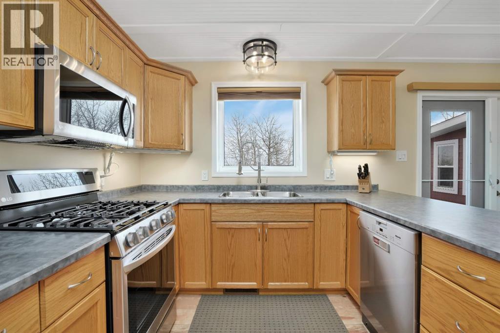 43a Sands Street, Rochon Sands, Alberta  T0C 3B0 - Photo 6 - A2283627