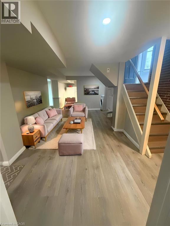 10 Terrace Drive Unit# Lower, Hamilton, Ontario  L9A 2Y6 - Photo 2 - 40825589