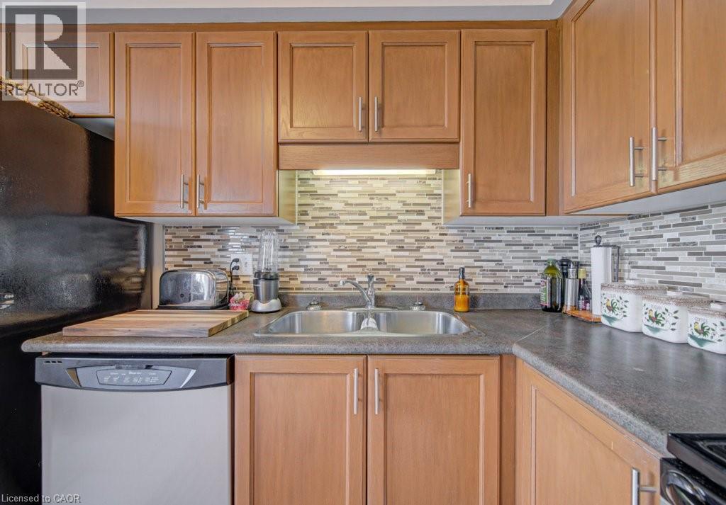7 Red Clover Crescent, Kitchener, Ontario  N2E 4G9 - Photo 10 - 40826045
