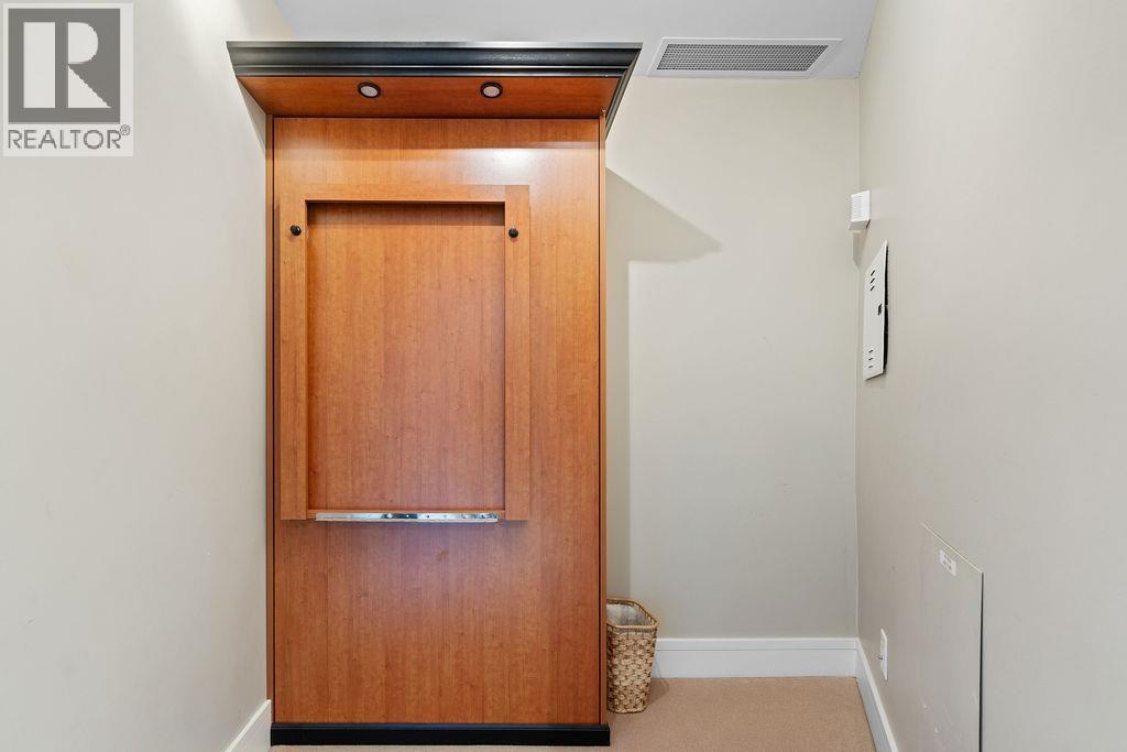 505 628 Kinghorne Mews, Vancouver, British Columbia  V6Z 3A9 - Photo 31 - R3120744
