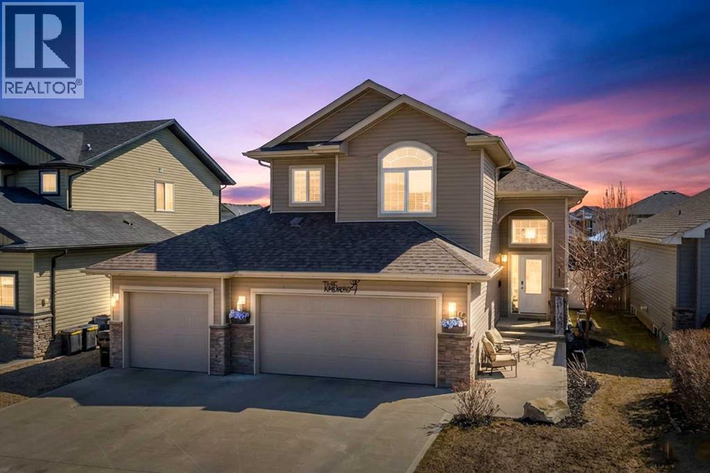 13 Cyprus Road, Blackfalds, Alberta  T4M 0E2 - Photo 3 - A2303588