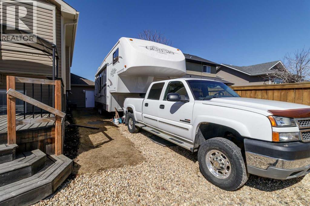 13 Cyprus Road, Blackfalds, Alberta  T4M 0E2 - Photo 38 - A2303588