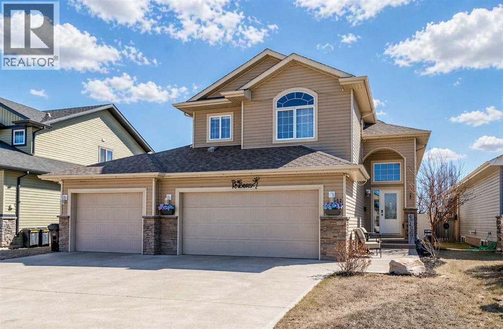 13 Cyprus Road, Blackfalds, Alberta  T4M 0E2 - Photo 2 - A2303588