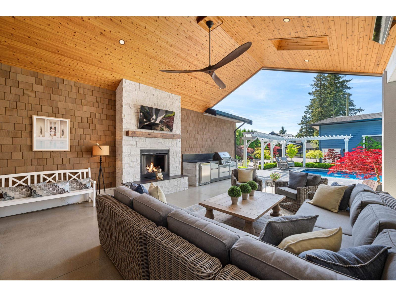 23366 Francis Avenue, Langley, British Columbia  V1M 2S4 - Photo 9 - R3120181