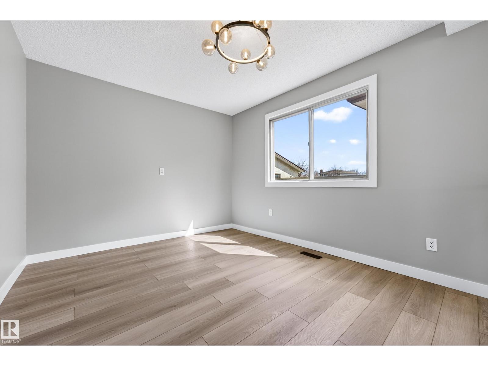 11016 171 Av Nw, Edmonton, Alberta  T5X 3J6 - Photo 12 - E4486216