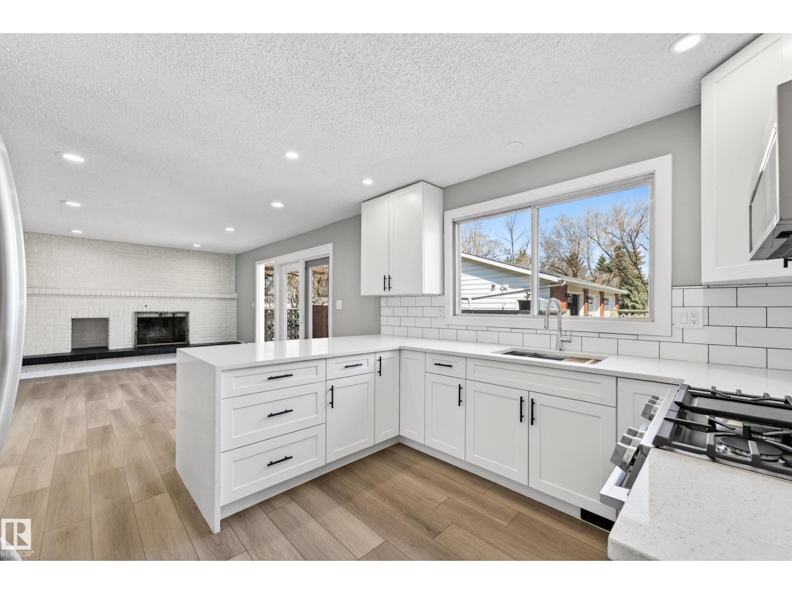 11016 171 Av Nw, Edmonton, Alberta  T5X 3J6 - Photo 14 - E4486216
